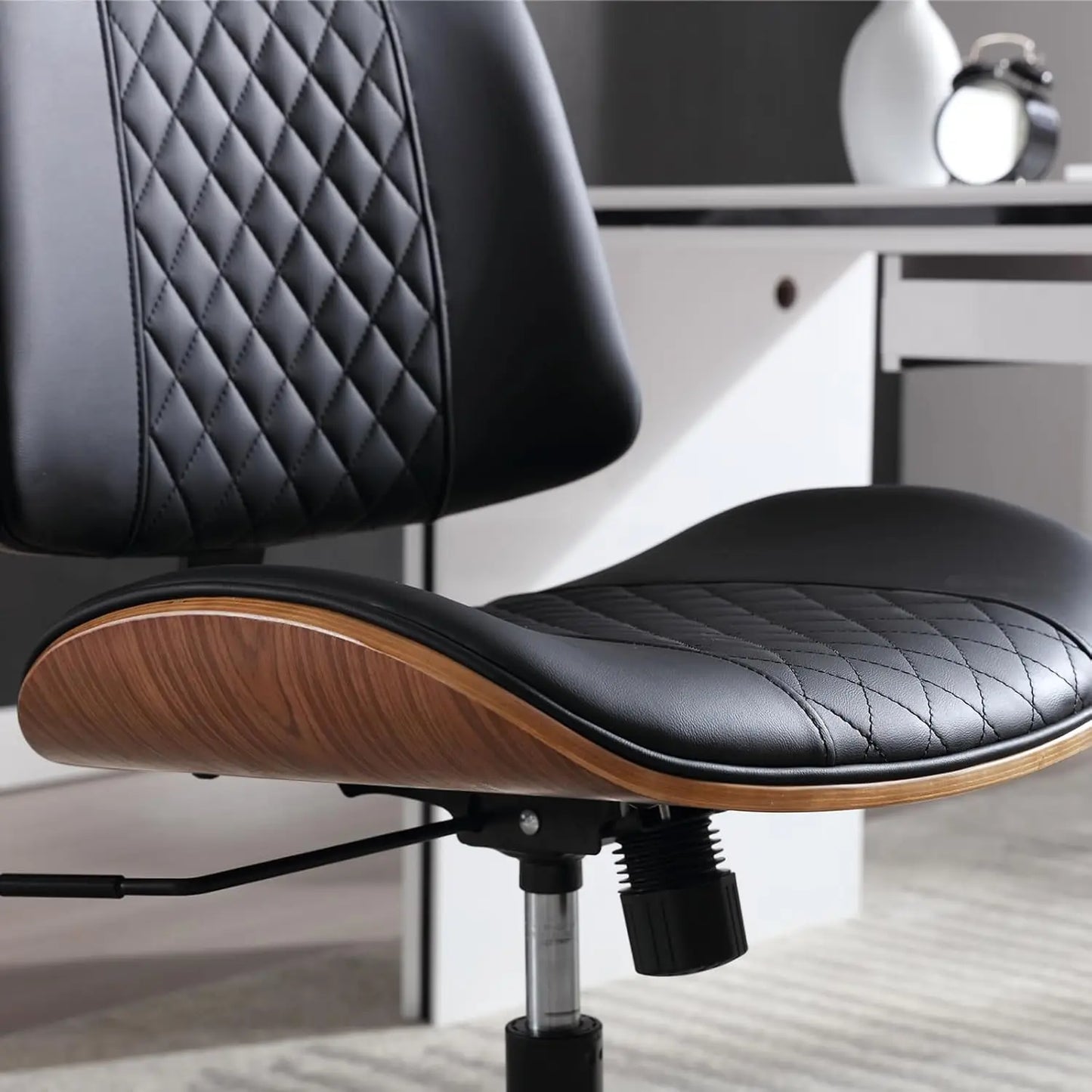 Home Office Chair on Wheels & Adjustable Height